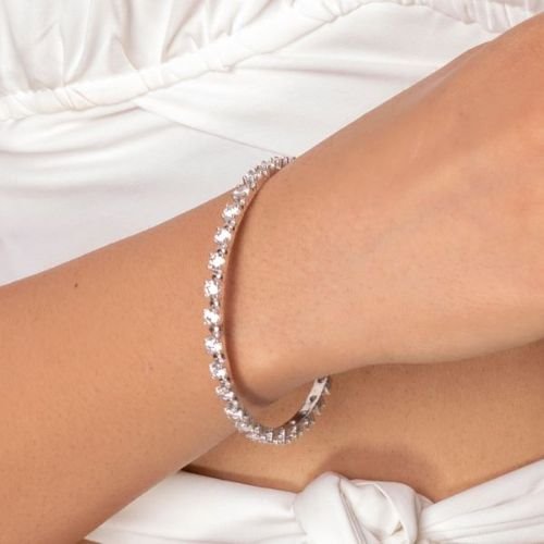 Radiance solitaire bangle